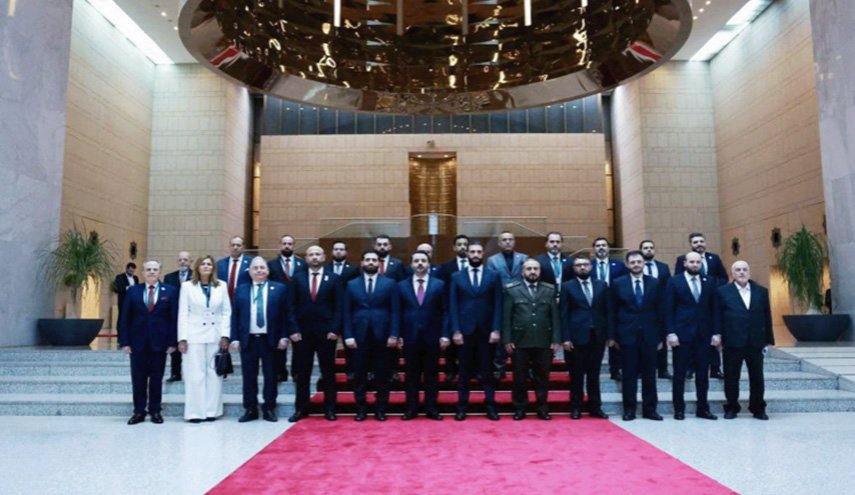 تعرف على أسماء 23 وزيرا في حكومة الجولاني الجديدة