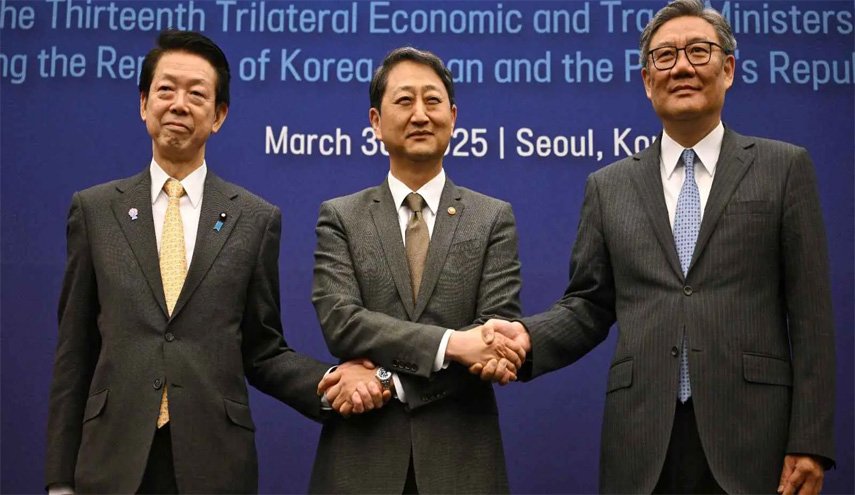 3 دول آسيوية تتفق على إبرام اتفاقية تجارية لمواجهة رسوم ترامب