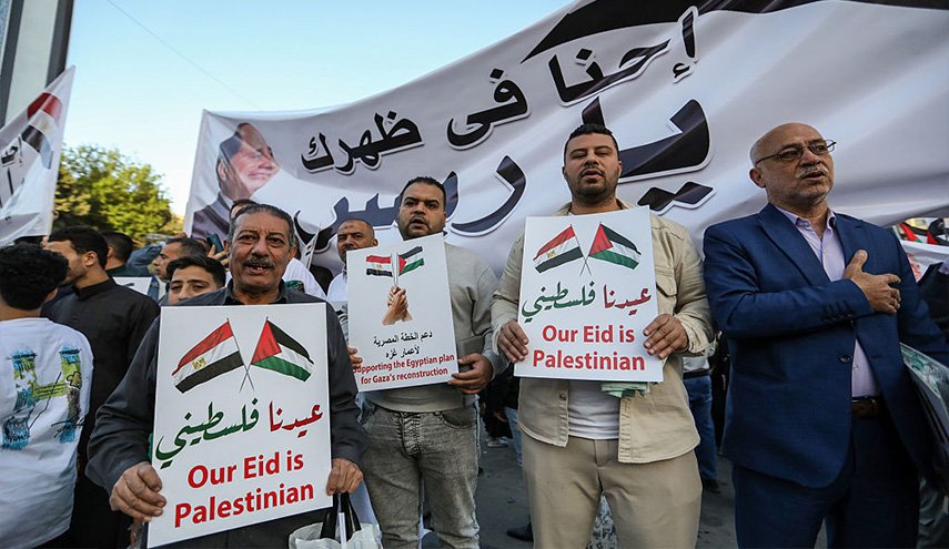آلاف المصريين يتظاهرون دعما لفلسطين ورفضا للتهجير