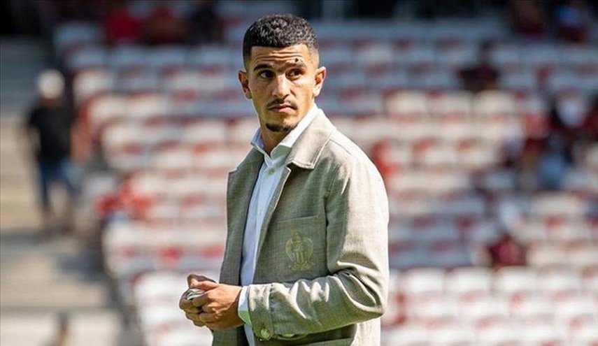 القضاء الفرنسي يثبّت حكم سجن اللاعب الجزائري عطال لتضامنه مع غزة