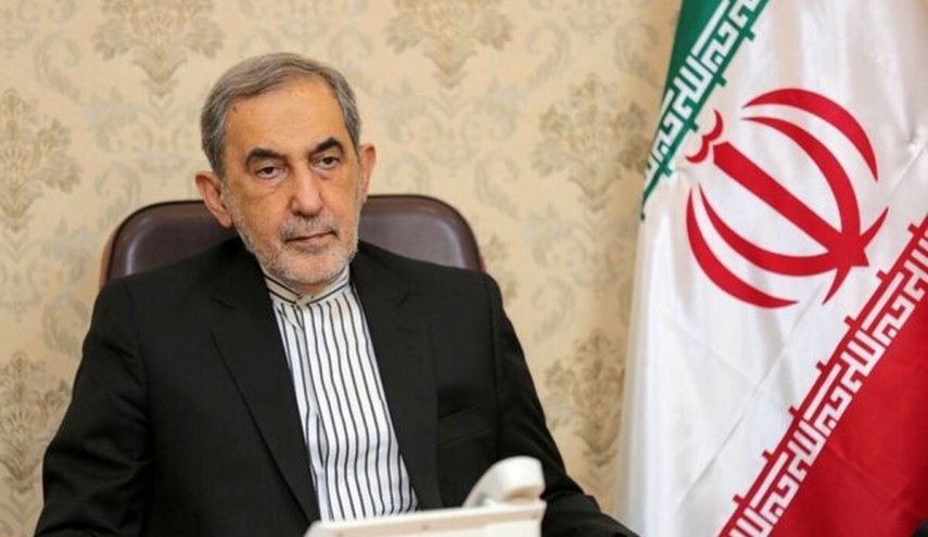 ولايتي: ايران تقف اليوم في صلب النظام العالمي الجديد