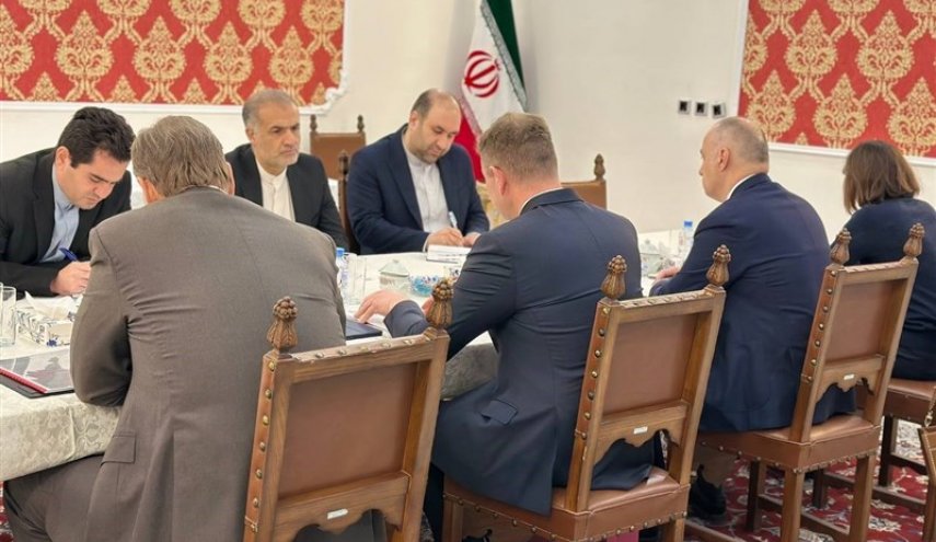 إيران وروسيا تؤكدان على التعاون في مجال الطاقة النووية