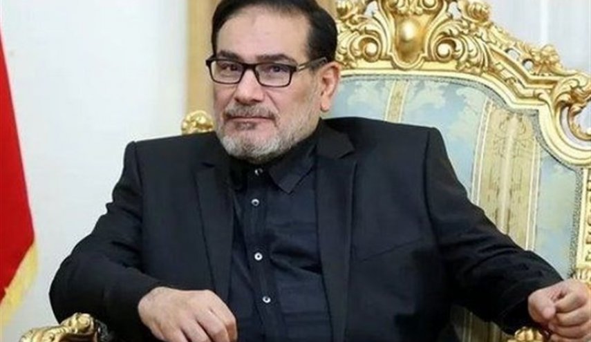 شمخاني : المفاوضون الإيرانيون في روما يتمتعون بكامل الصلاحيات