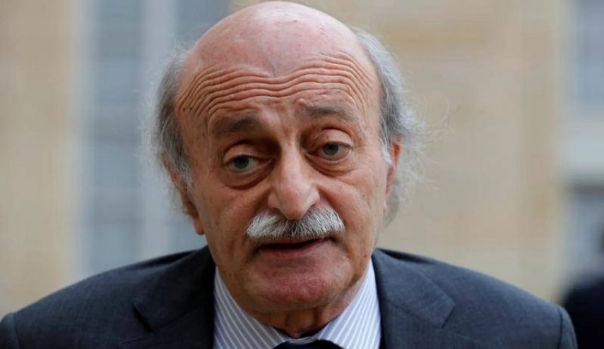 جنبلاط: نرفض الإساءة للنبي ونحذر من التورط مع 