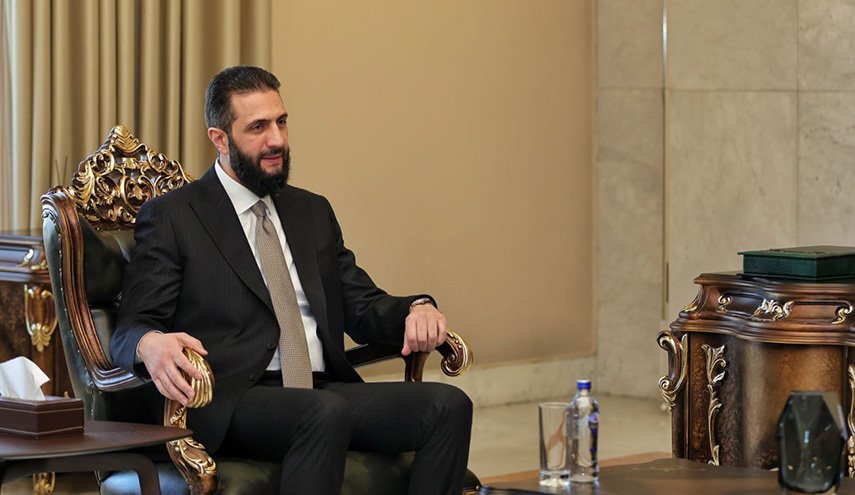 الإدارة السورية المؤقتة تعلن عدم مشاركة الجولاني في القمة العربية ببغداد