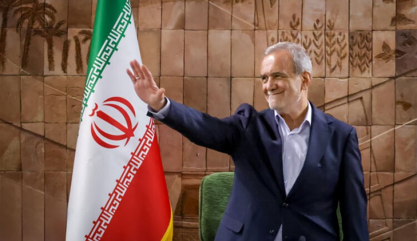 بزشكيان: سنتخطى الازمات بفضل الوحدة والتعاضد وحكمة قائد الثورة