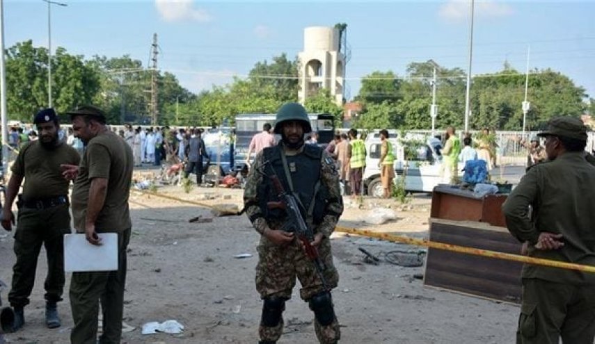 مقتل 4 أشخاص وإصابة 20 آخرين بانفجار في جنوب غرب باكستان