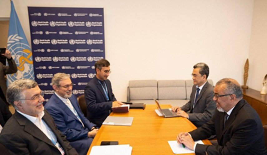 وزير الصحة الإيراني یلتقی بالمدير العام لمنظمة الصحة العالمية