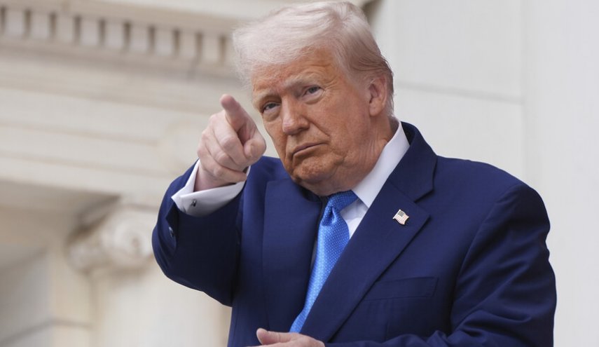 ترامب مخاطبا سلطات كندا: قبتنا الذهبية ثمنها 61 مليار دولار.. أو استقلالكم!