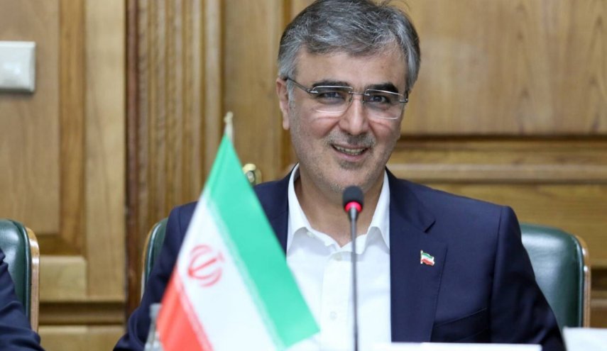 رئيس البنك المركزي الإيراني يشارك باجتماع منظمة شنغهاي في بكين