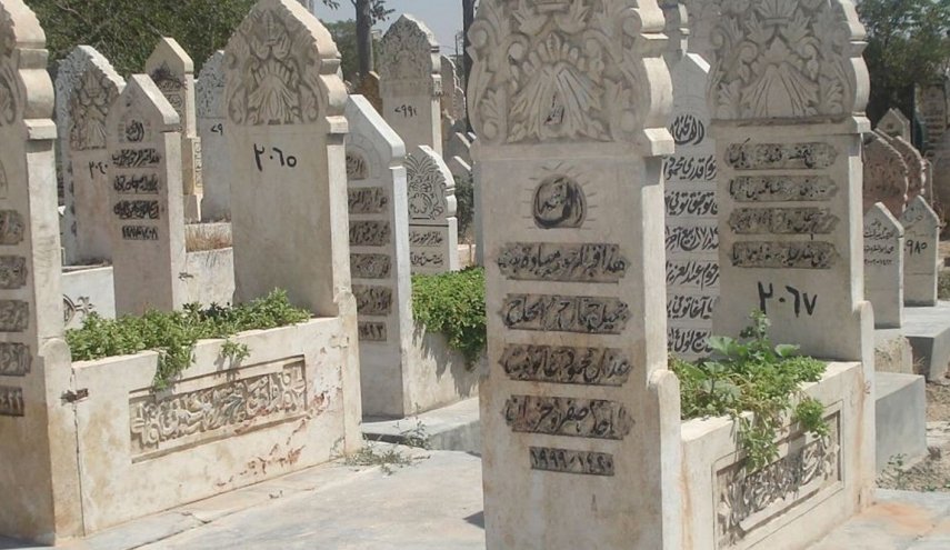 مصادر: تدمير 300 قبر لقيادات فلسطينية في سوريا