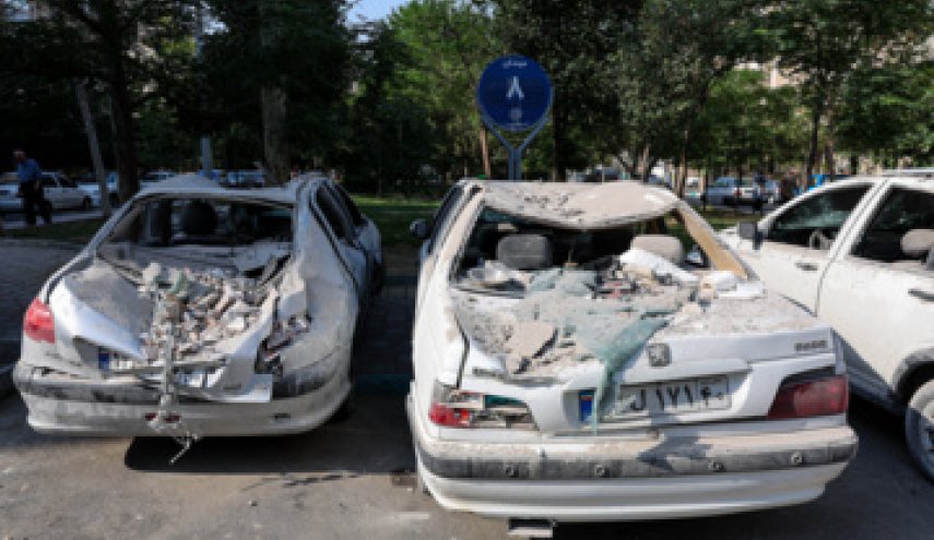 بالصور.. غارات جوية صهيونية على مناطق سكنية في طهران