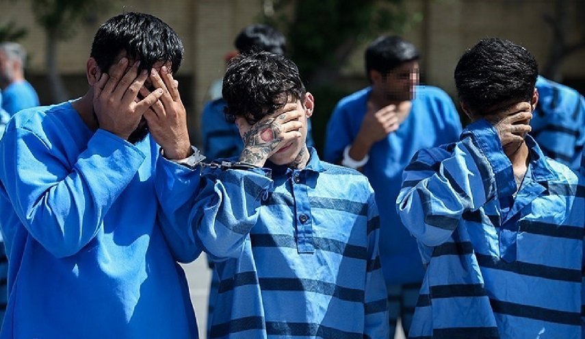 اعتقال 16 متهما أمنيا في أصفهان بتهمة دعم إعلامي للكيان الصهيوني