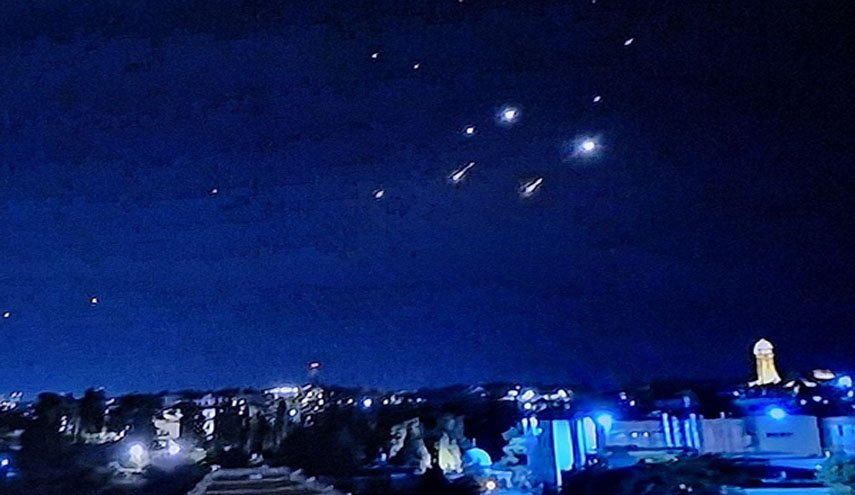 
حمله پهپادی گسترده ایران به شرق سرزمین های اشغالی