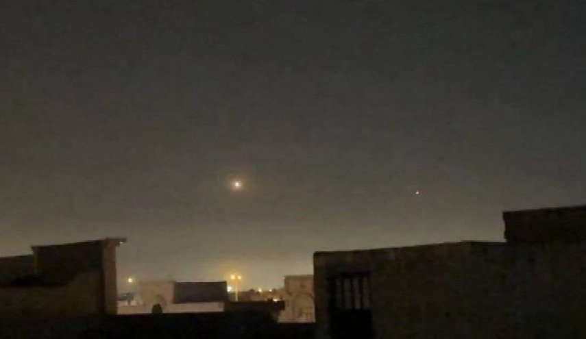 الدفاع الجوي الايراني يدمر عددا من الطائرات المسيرة المعادية في أهواز