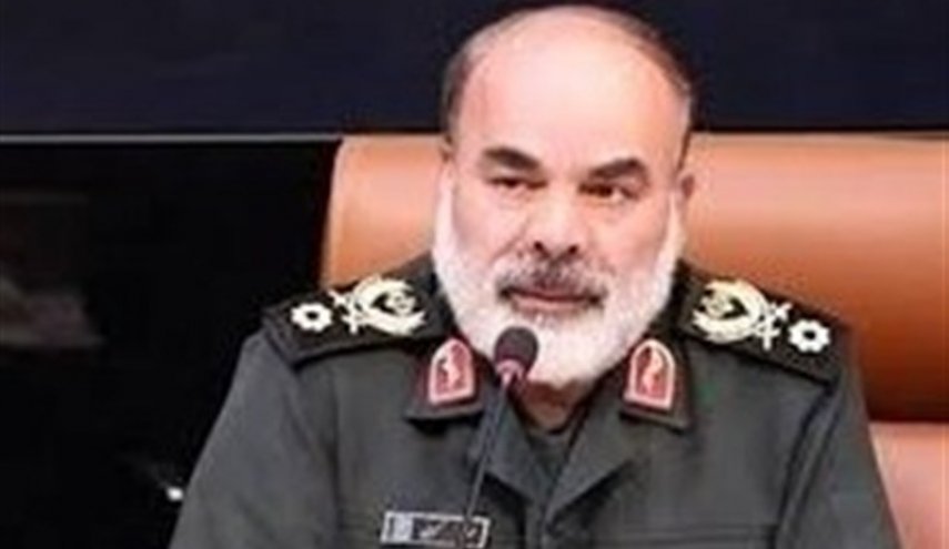 قائد الثورة يعين العميد محمد كرمي قائدا للقوة البرية بحرس الثورة