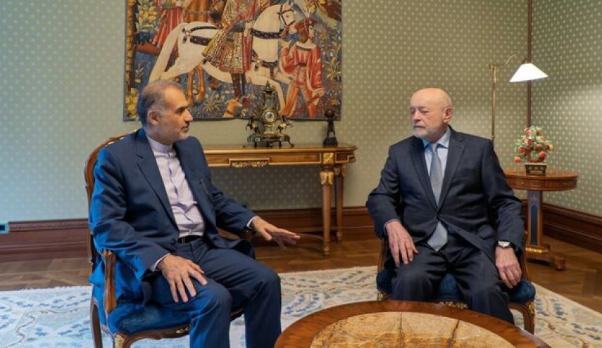 مقام روس: ایران قدرت موشکی خود را در چشم جهانیان به نمایش گذاشت