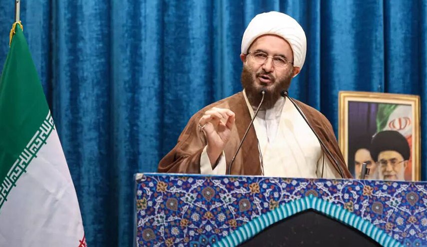خطيب جمعة طهران : الكيان الصهيوني هاجم إيران بدافع اليأس وزواله قريبا