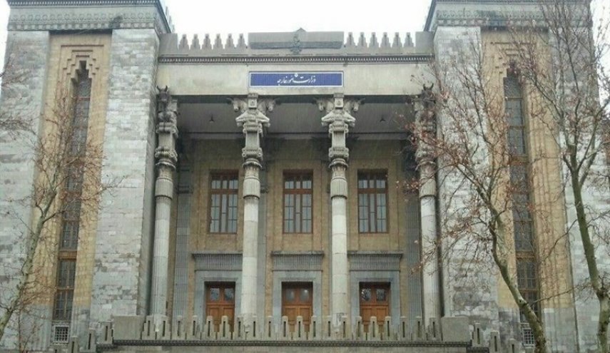 الخارجية الإيرانية: على العالم أن يمنع المعتدي من التلاعب بالحقائق