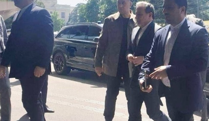 بدء محادثات عراقجي مع وزراء خارجية الترويكا الأوروبية وكالاس في جنيف