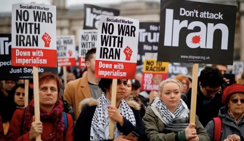 صرخة ’لا للحرب’ تتعالى دعمًا للشعب الإيراني في مختلف أنحاء العالم