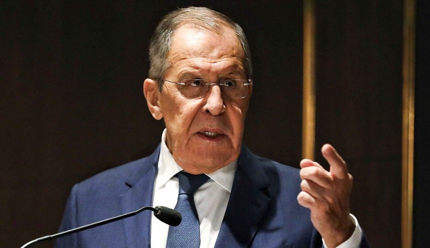 لافروف يحذر: زيادة الإنفاق الدفاعي الكارثي للناتو قد تعجل بانهياره