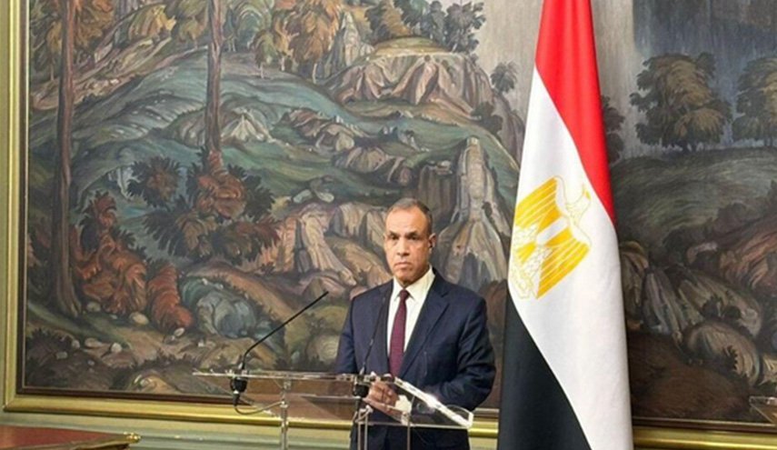 وزير الخارجية المصري يرحب بتغيير اسم شارع في طهران!