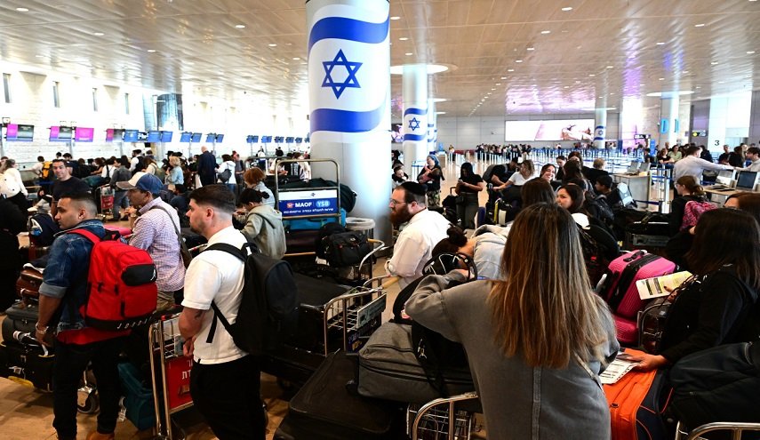 معاريف: الهجمات الايرانية أجبرت 19 الف اسرائيلي على الفرار  