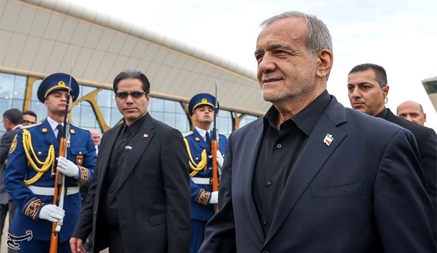 بزشكيان في قمة ايكو: قواتنا المسلحة لقنت الصهاينة المعتدين درسا كبيرا