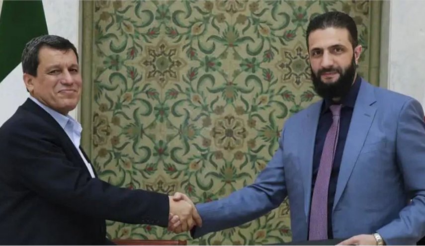  اجتماع ثلاثي في دمشق.. الجولاني ومظلوم عبدي مع مبعوث أمريكا 