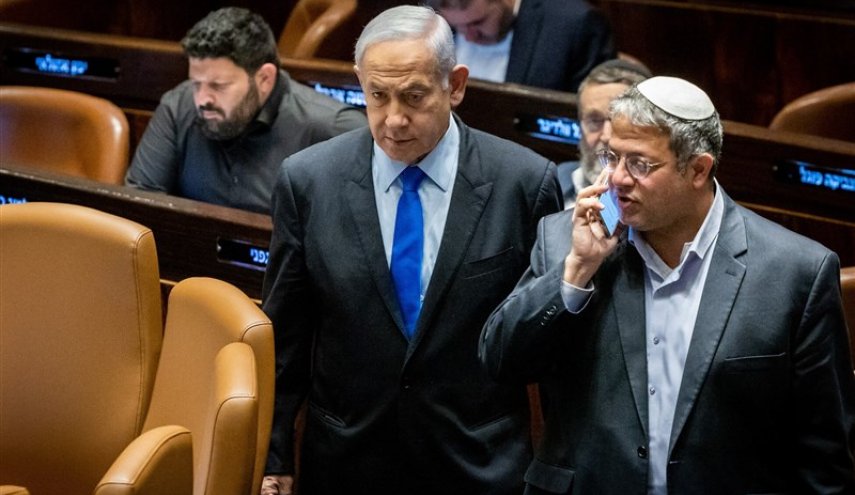 ليبرمان: نتنياهو يطيل أمد الحرب في غزة إرضاء لسموتريتش وبن غفير
