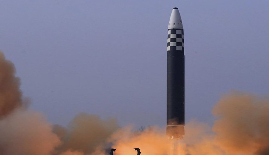 بيونغ يانغ تهدد باتخاذ إجراء عسكري ضد 3 دول.. ما خلفيات التصعيد؟