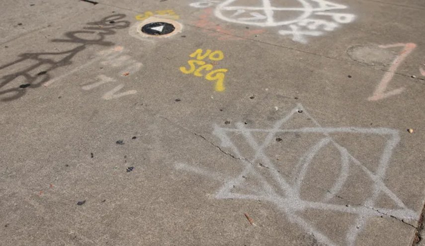 قلق بين المسلمين بعد أعمال تخريب في مساجد بتكساس وكاليفورنيا