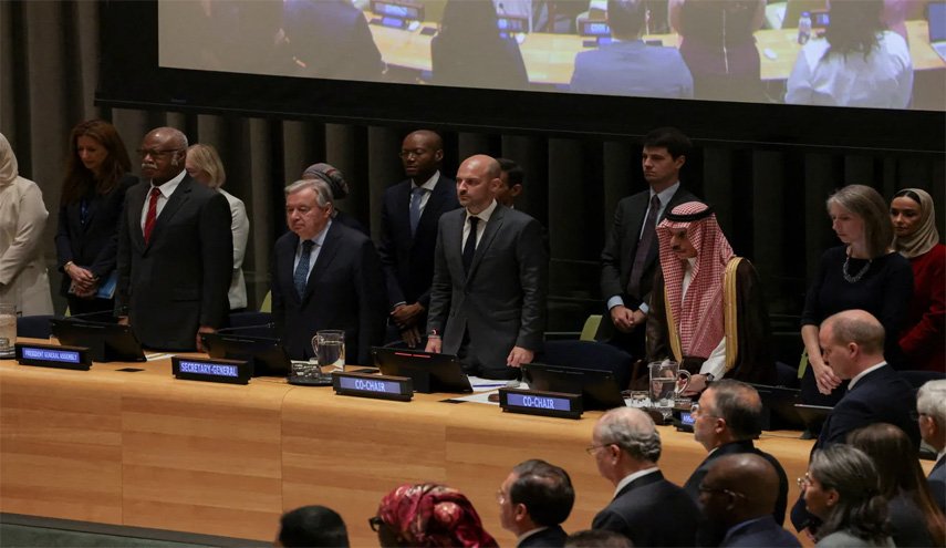 15 دولة تعلن عزمها الاعتراف بدولة فلسطين 