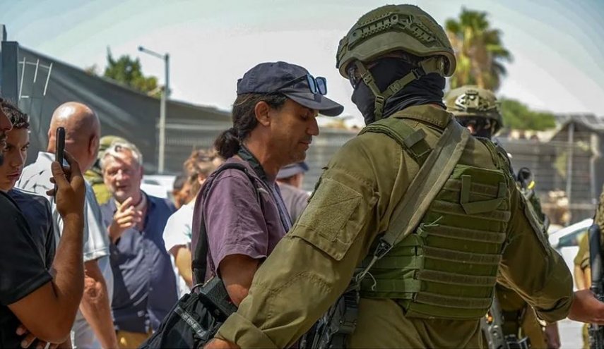  هجوم متوحش للمستوطنين في الضفة.. واستشهاد فلسطيني اختناقا 