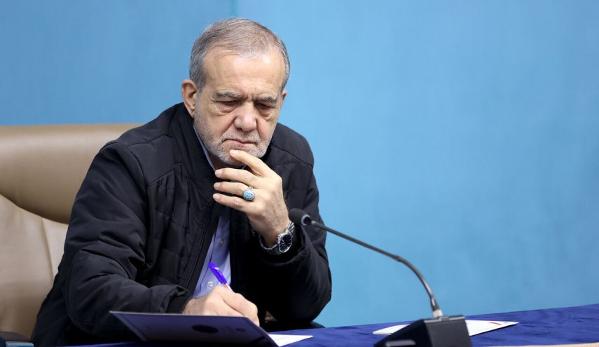 بزشكيان: ثابتون في الدفاع عن إيران ودعم حق الشعب الفلسطيني في تقرير مصيره
