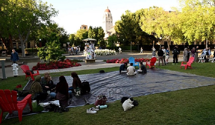 إدارة ترامب تجمّد التمويل الفيدرالي لجامعة كاليفورنيا بسبب دعمها لغزة