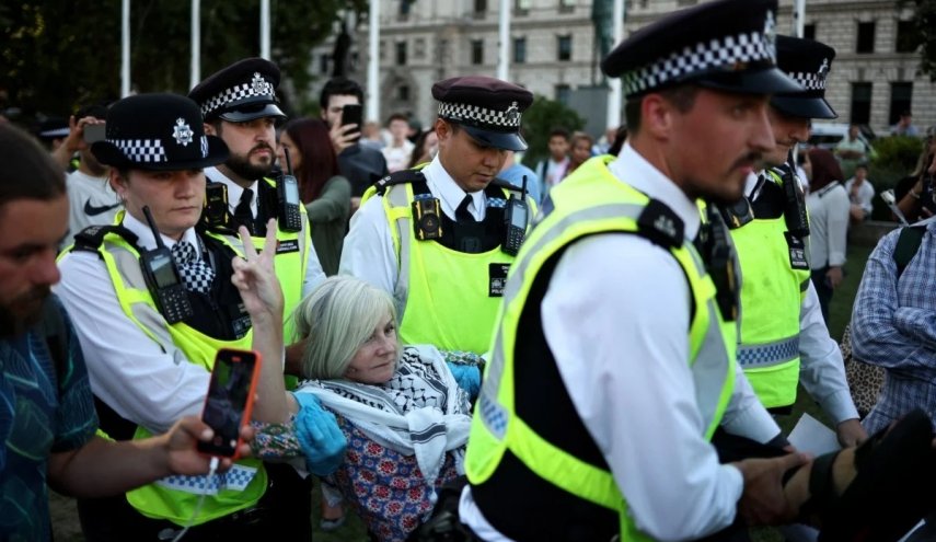 بريطانيا.. الشرطة توقف 365 شخصاً في تظاهرة مؤيدة لـ'فلسطين أكشن'
