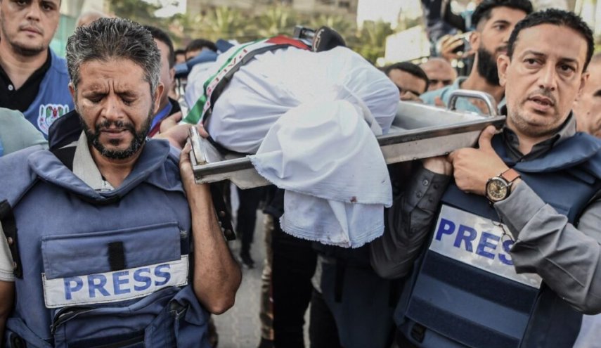 واکنش ها به هدف قراردادن چادر خبرنگاران در غزه