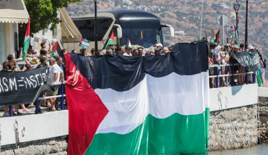 اليونان تشهد مظاهرة ضد السياحة 'الإسرائيلية' قرب أثينا