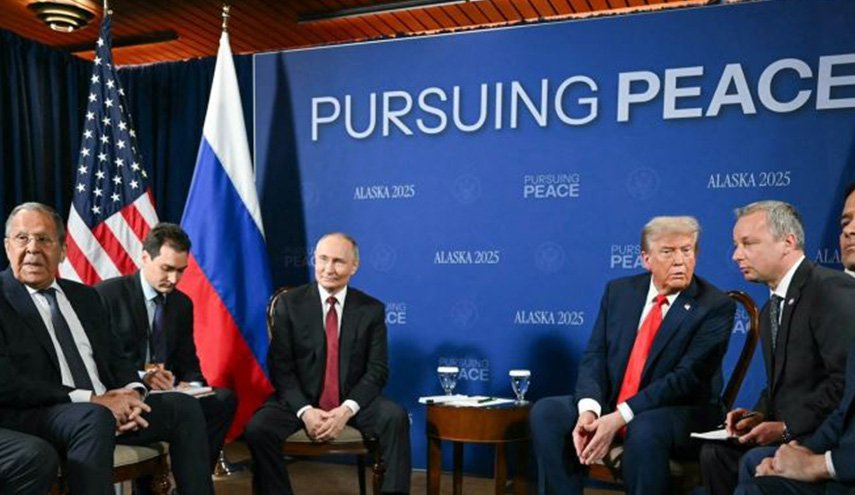 بوتين يوضح موقفه من قمة ألاسكا مع ترامب