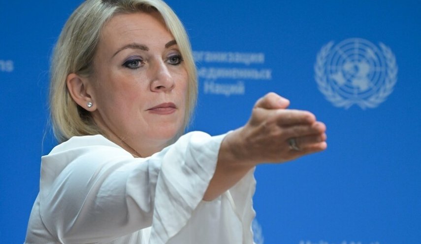 زاخاروفا تنصح قادة 'تحالف الراغبين' بعدم نسيان المناديل في قاعة الاجتماع!
