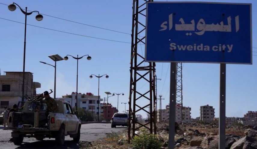 قوات أممية تجول في قرى السويداء.. هل انسحبت قوات الجولاني؟
