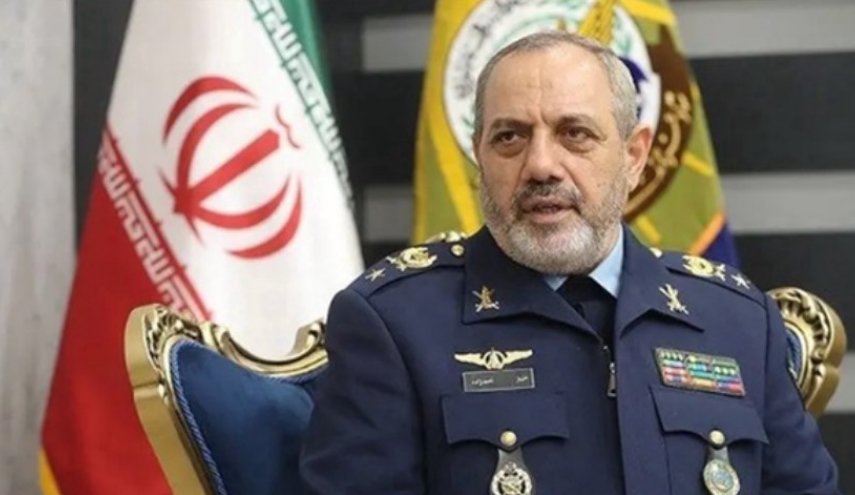 وزير الدفاع الايراني: اختبرنا جيلا جديدا من الصواريخ 