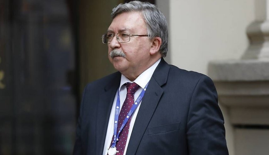 أوليانوف: أوروبا لا تمتلك أي استراتيجية للخروج من مأزق آلیة الزناد ضد ايران
