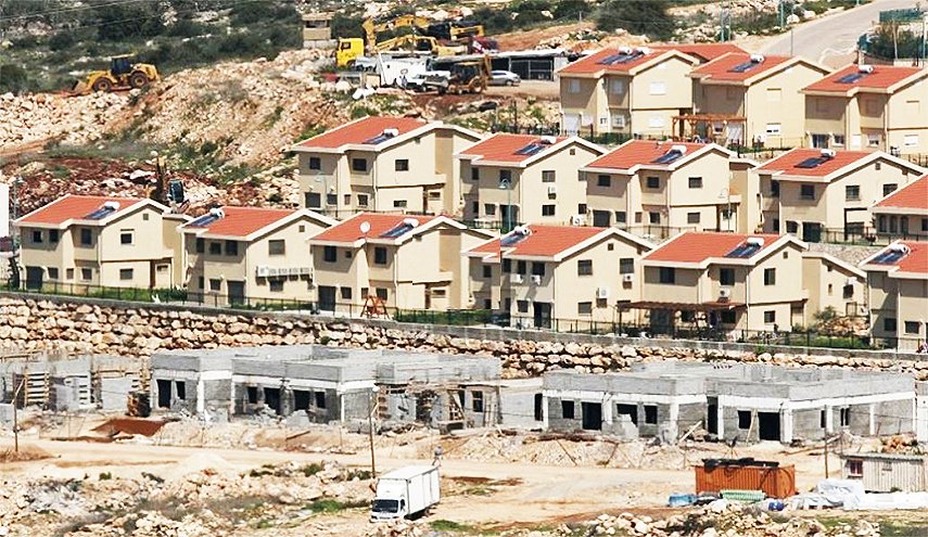 مستوطنون محتلون يقيمون 3 بؤر استيطانية جديدة جنوبي الضفة