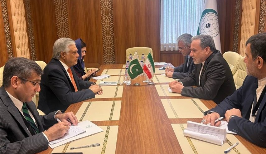 باكستان تشيد بالسياسات المبدئية لإيران في الملف النووي