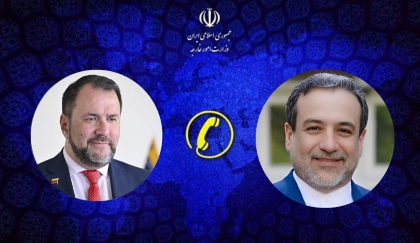 وزير الخارجية الفنزويلي يُعرب عن تقديره لتضامن إيران ودعمها لبلاده