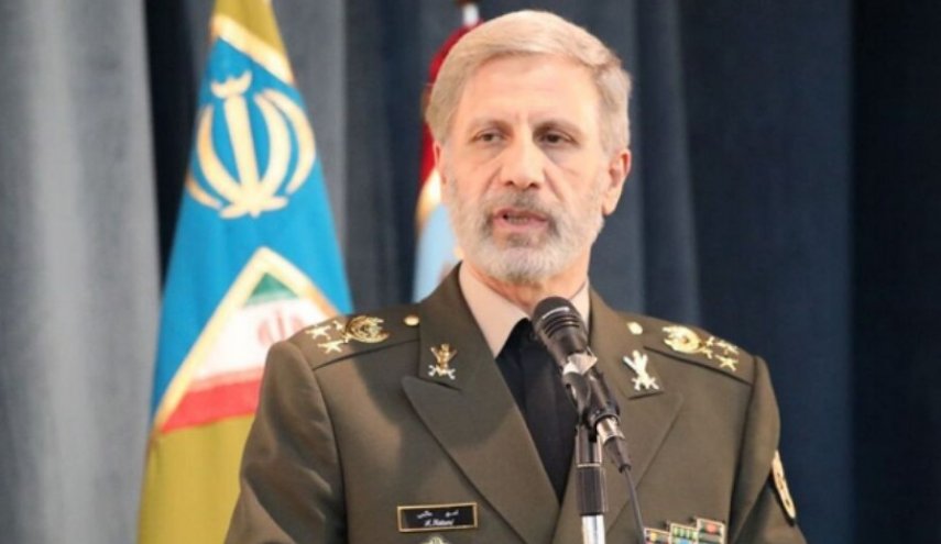 قائد الجيش الايراني: لا سبيل أمامنا سوى أن نكون أقوياء