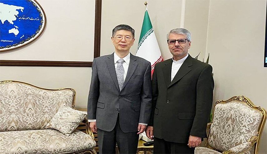 متحدث الخارجية الايرانية يلتقي السفير الصيني في طهران